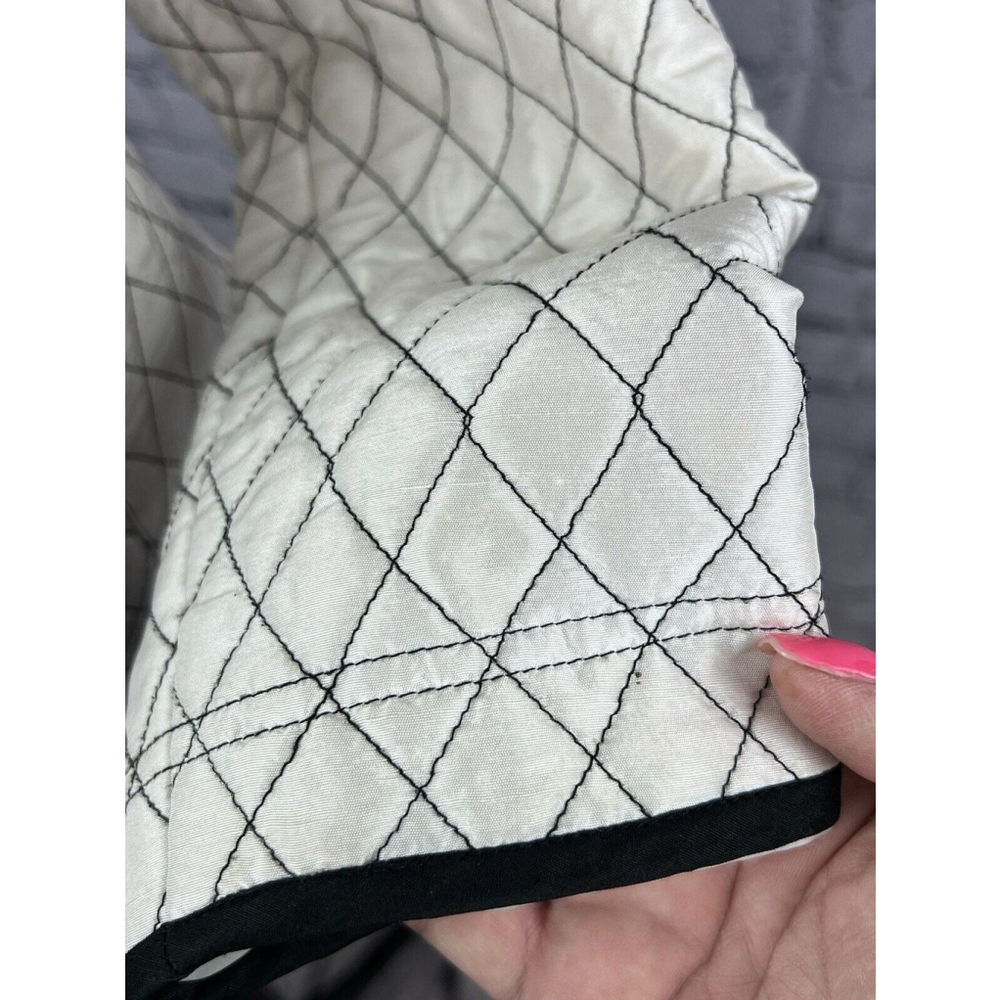 JW Junction West Quilted Jacket Womens Medium White Black Stitching Silk GUC - Picture 15 of 16